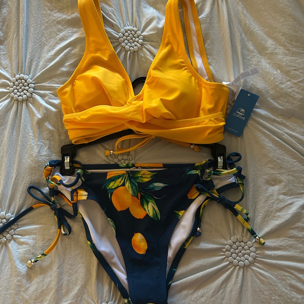 Cupshe Yellow and Lemon Print Bikini Set